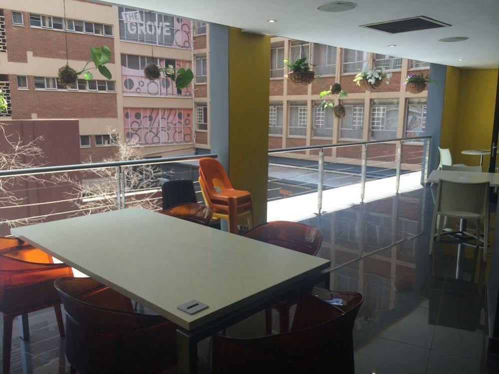 Хостел Once In Joburg Йоханнесбург Экстерьер фото